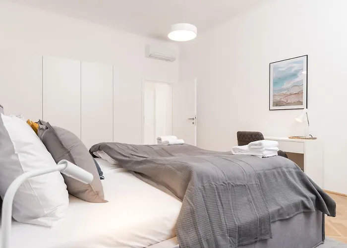 Apartment Stadlau Live *
