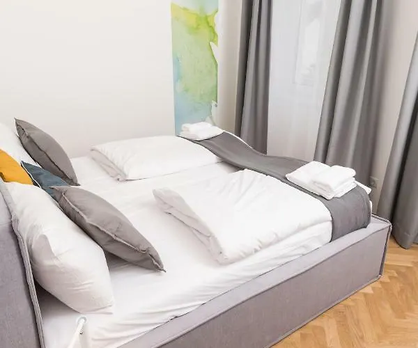 Apartment Stadlau Live *
