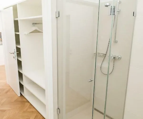 Apartment Stadlau Live Vienna